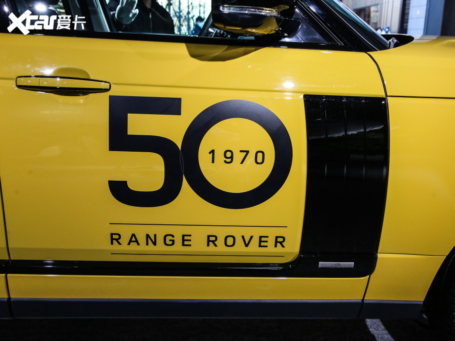 2021 3.0 L6 50LƼo