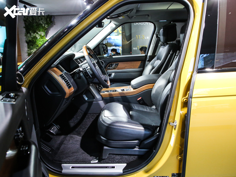 2021 3.0 L6 50LƼo