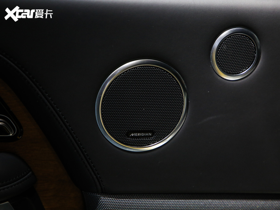 2021 3.0 L6 50LƼo