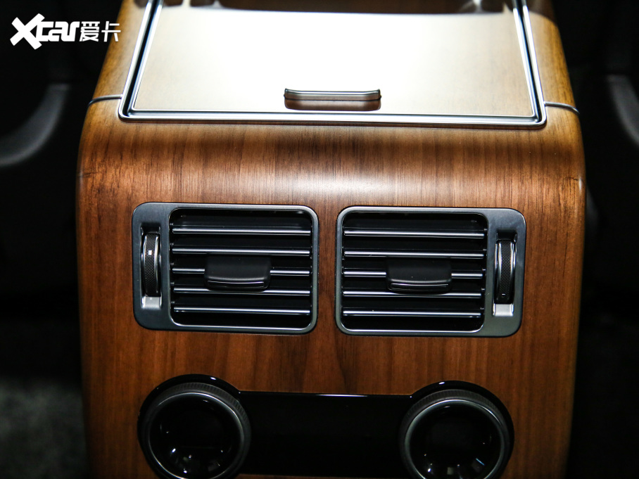 2021 3.0 L6 50LƼo