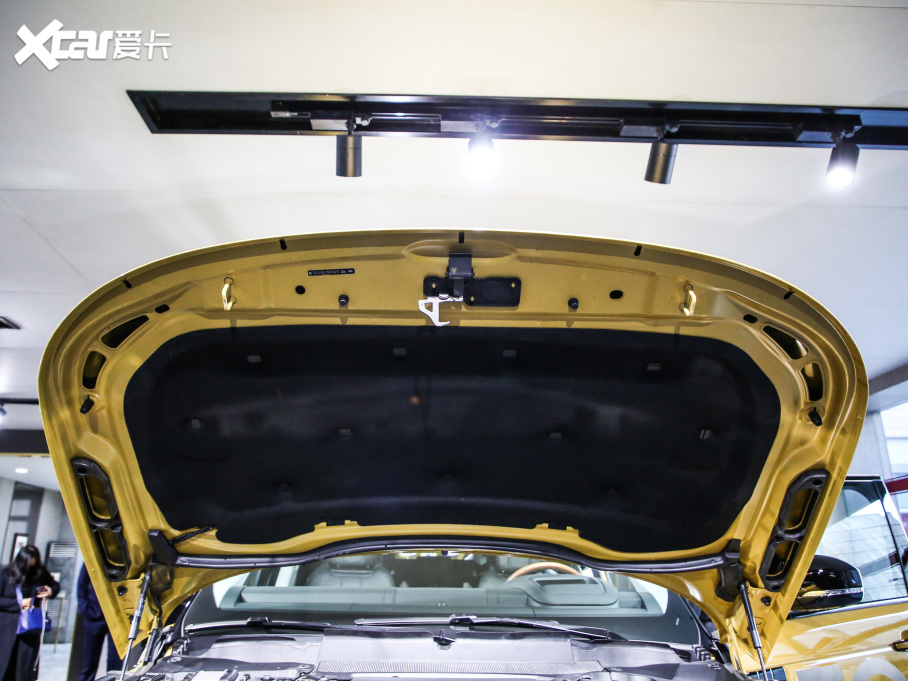 2021 3.0 L6 50LƼo