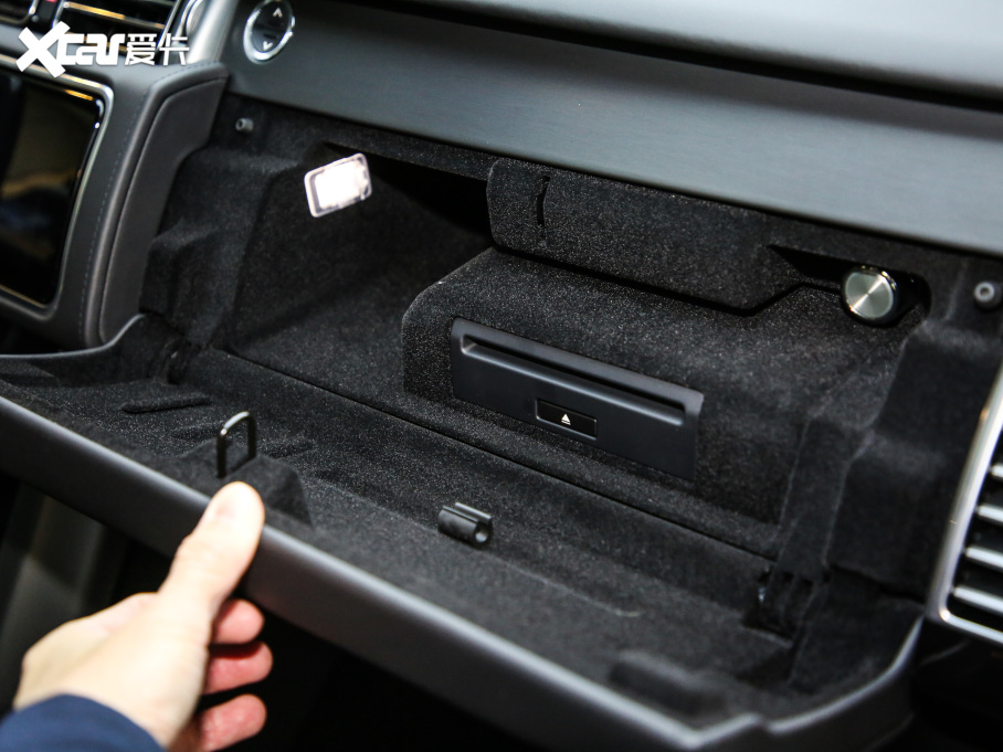 2021 5.0 SC V8 SVAҫҹ\Ӱ