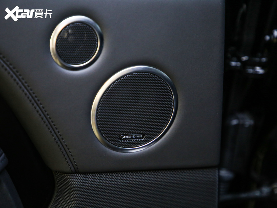 2021��� 5.0 SC V8 SVAҫҹ�\�Ӱ�