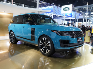 2021款3.0 L6 50周年风云纪念版 左前45度