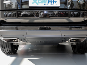 2021款3.0 L6 50周年风云纪念版 排气管