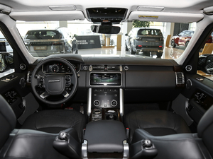 2021款3.0 L6 传世加长经典版 内饰全景