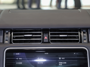 2021款5.0 SC V8 SVA耀夜运动版 空调出风口