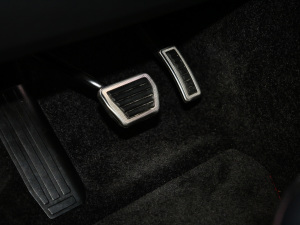 2021款5.0 SC V8 SVA耀夜运动版 中控区