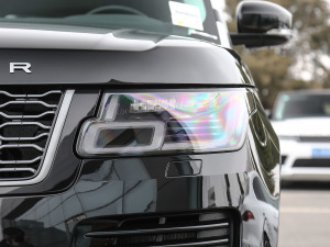 2021款3.0 L6 盛世版 大灯