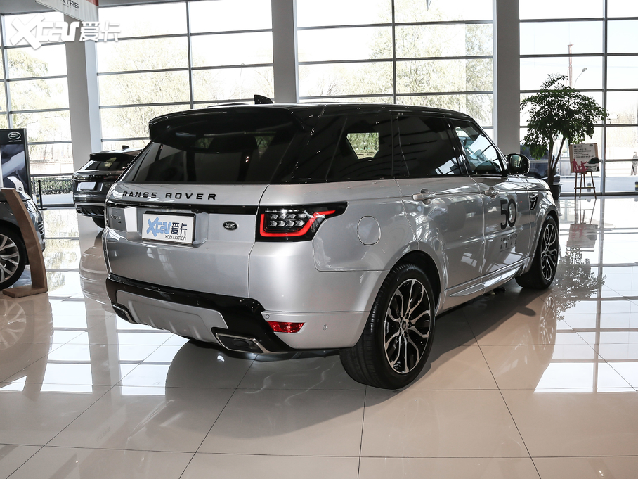 2021\ 3.0 L6 ҫڰ