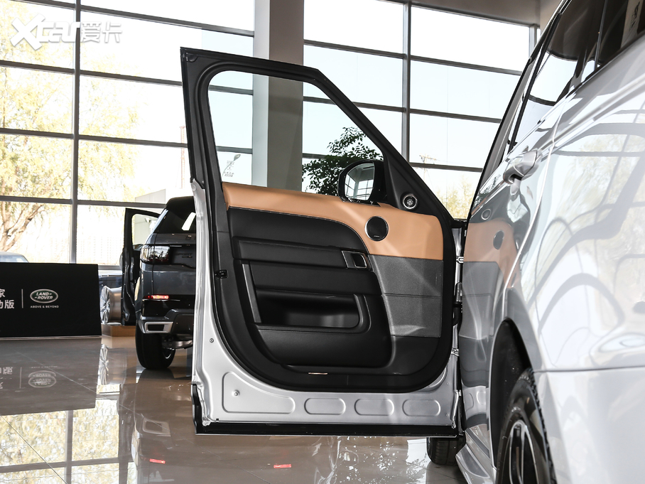 2021\ 3.0 L6 ҫڰ