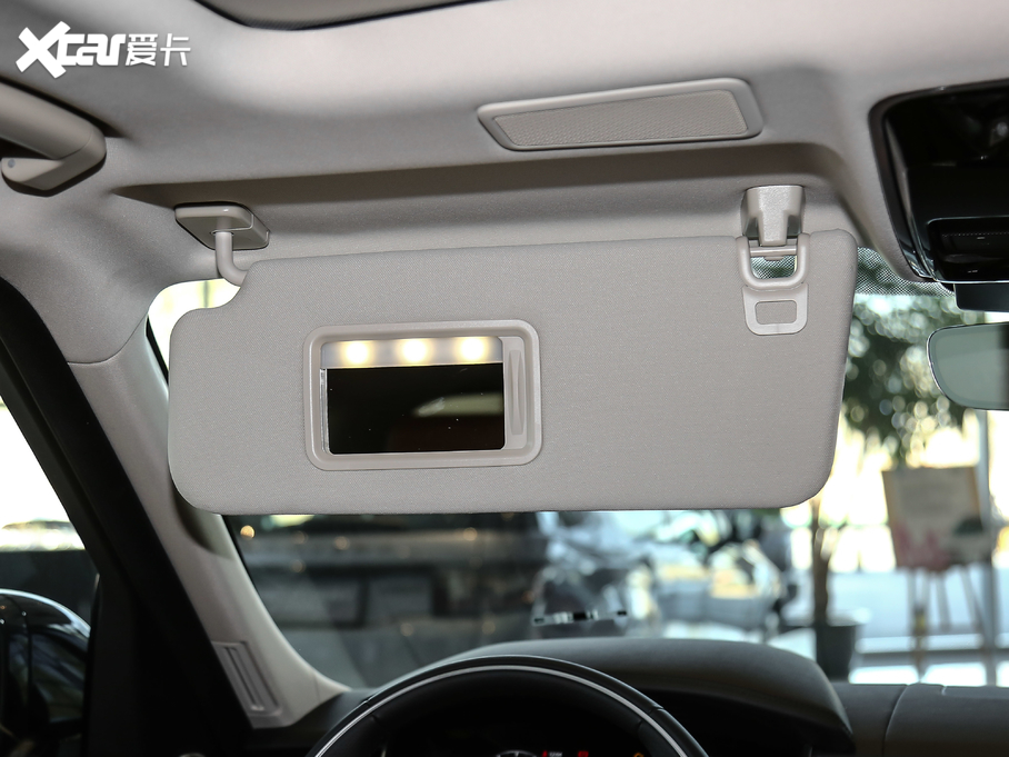 2021\ 3.0 L6 ҫڰ