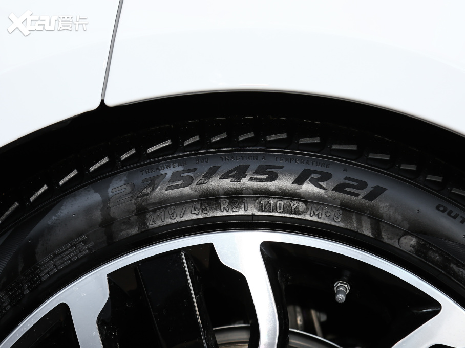 2021\ 3.0 L6 ҫڰ