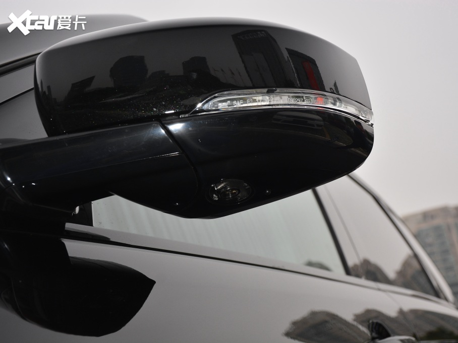 2021\(yn) 3.0 L6 SE