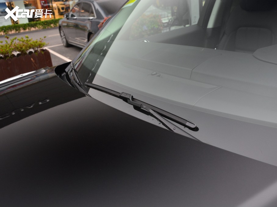 2021\(yn) 3.0 L6 SE