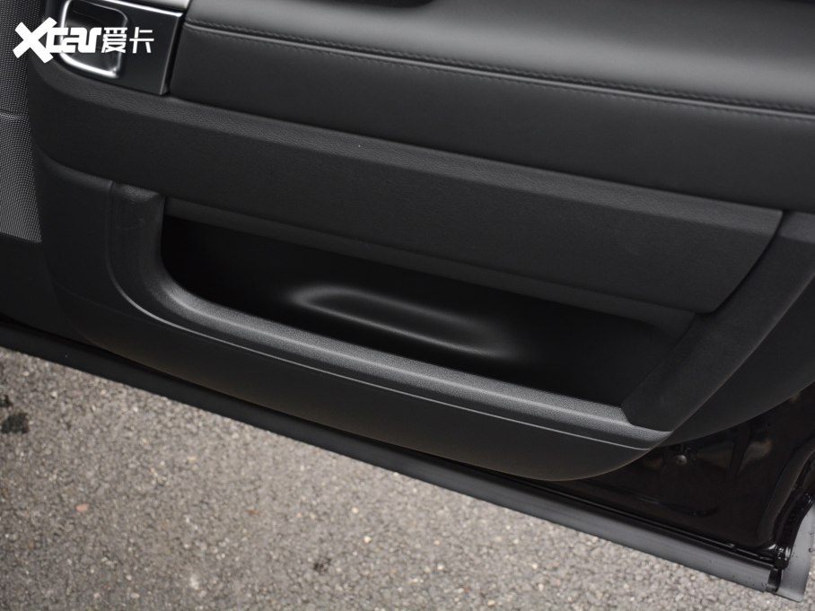 2021\(yn) 3.0 L6 SE