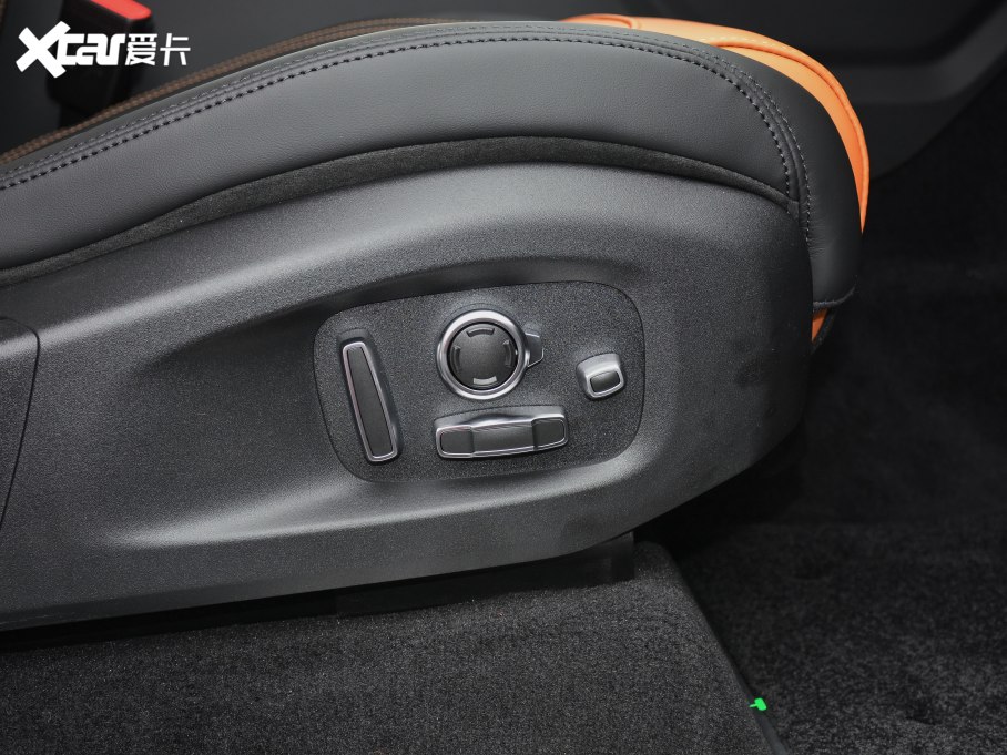 2021\ 5.0 SC V8 SVR پGư