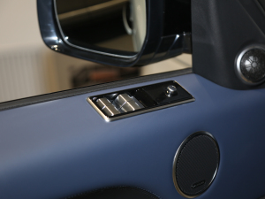 20213.0 L6 HST {܇ƅ^	