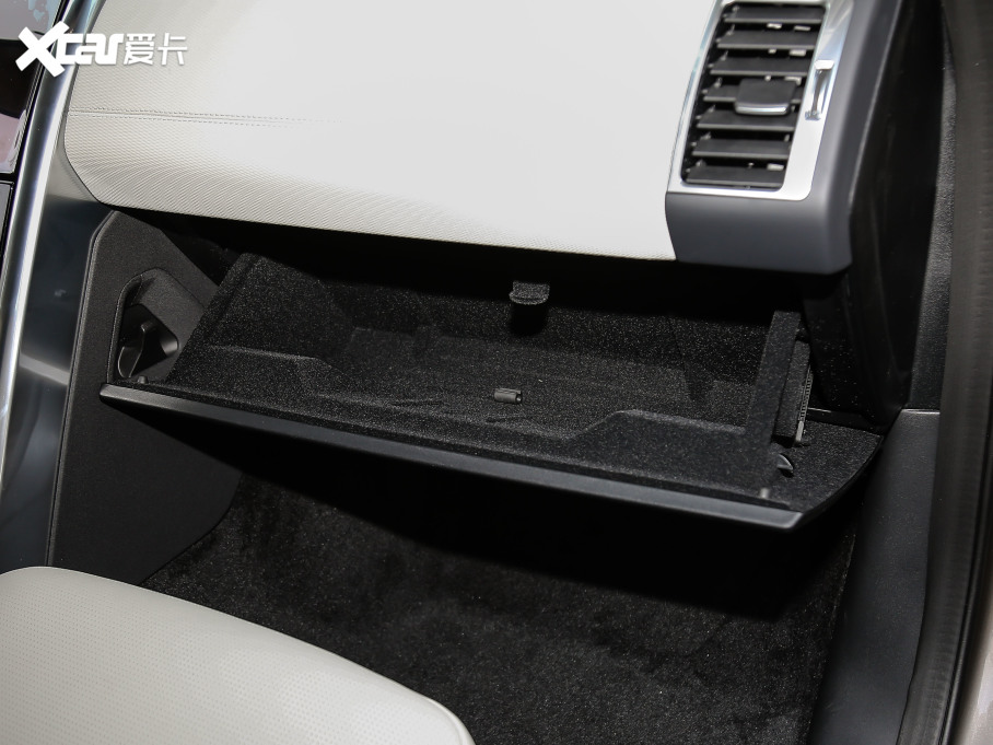 2021lF 360PS R-Dynamic SE