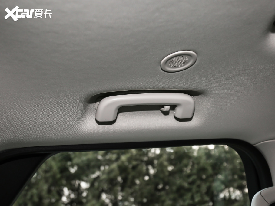 2021lF 360PS R-Dynamic SE