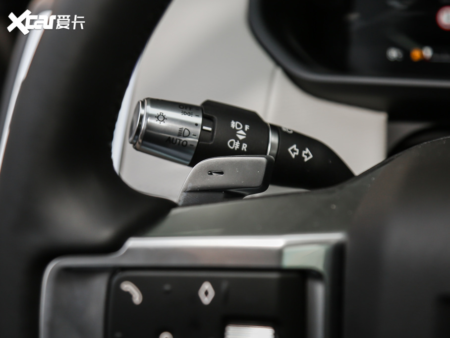 2021lF 360PS R-Dynamic SE