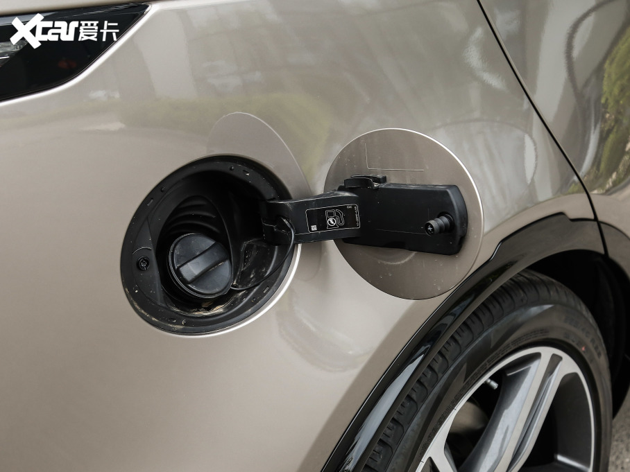 2021l(f)F(xin) 360PS R-Dynamic HSE