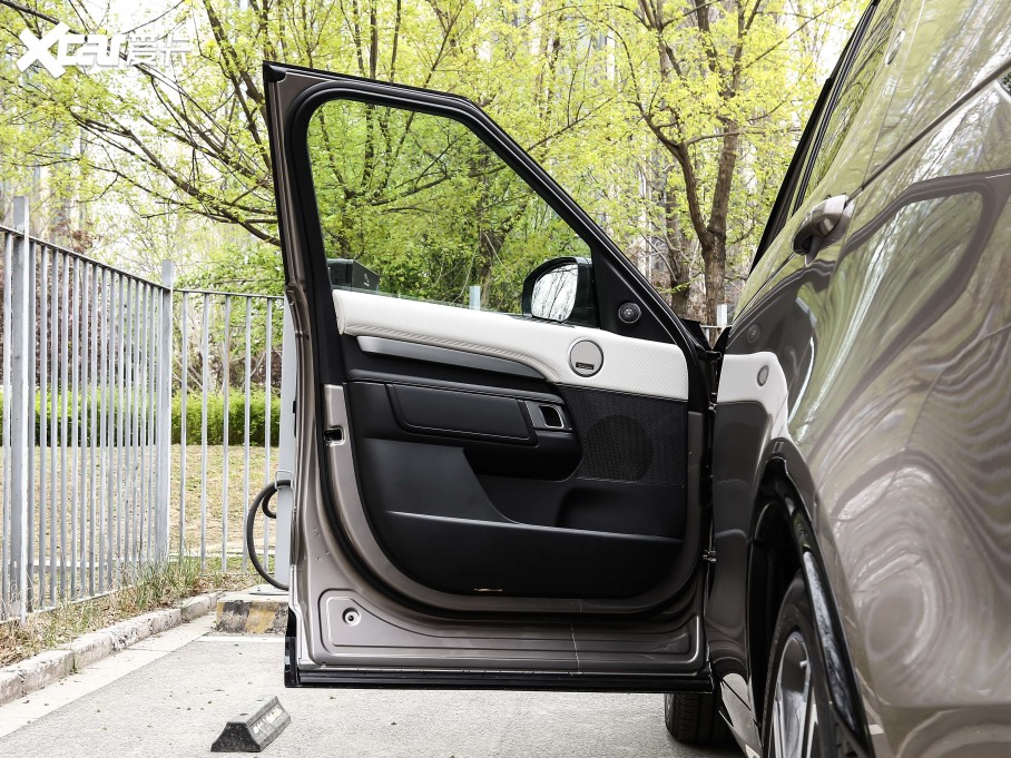 2021lF 360PS R-Dynamic HSE