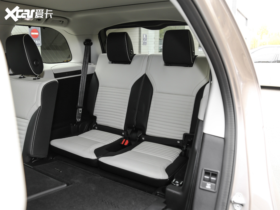 2021lF 360PS R-Dynamic HSE