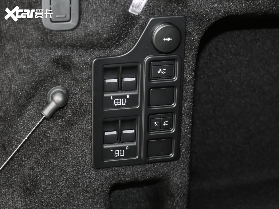 2021l(f)F(xin) 360PS R-Dynamic HSE