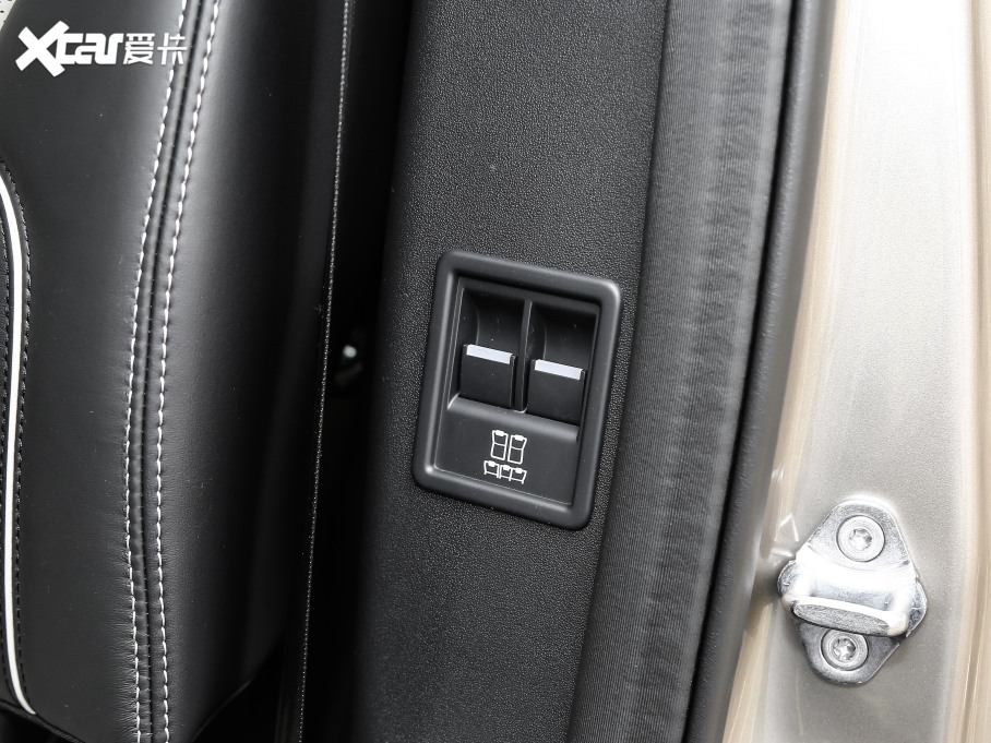 2021l(f)F(xin) 360PS R-Dynamic HSE