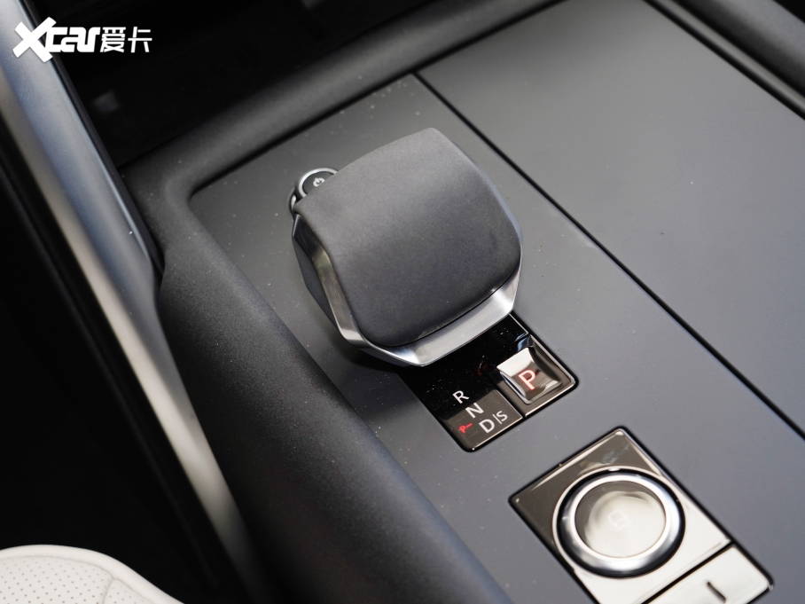 2021l(f)F(xin) 300PS S