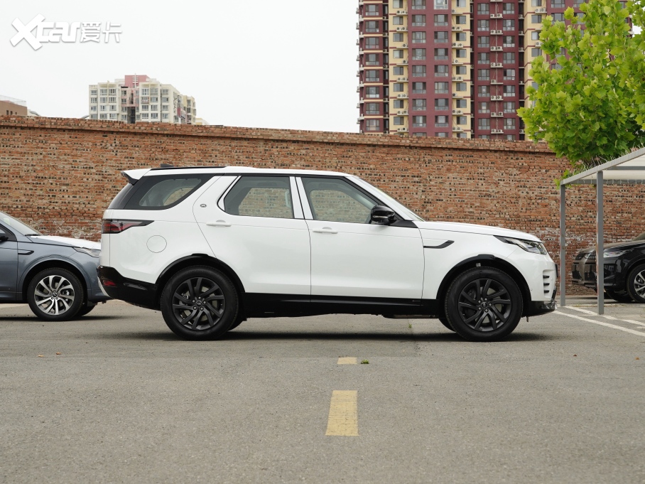 2021l(f)F 360PS R-Dynamic S