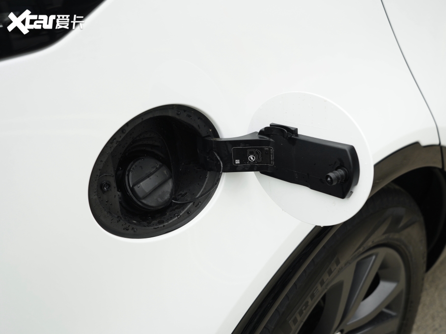 2021lF 360PS R-Dynamic S