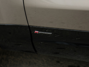 2021360PS R-Dynamic SE ^