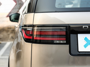 2021360PS R-Dynamic SE ^