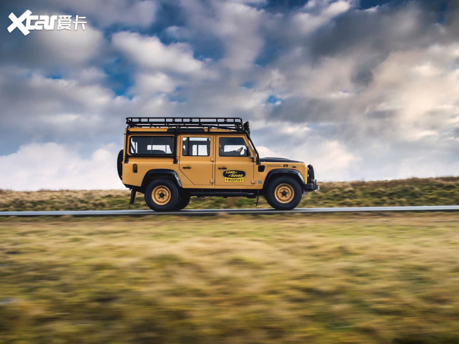 2021lʿ Defender Works V8 Trophy