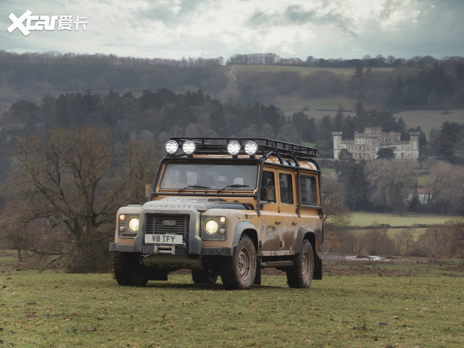 2021lʿ Defender Works V8 Trophy