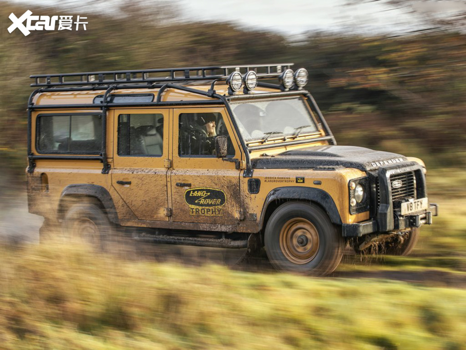 2021lʿ Defender Works V8 Trophy
