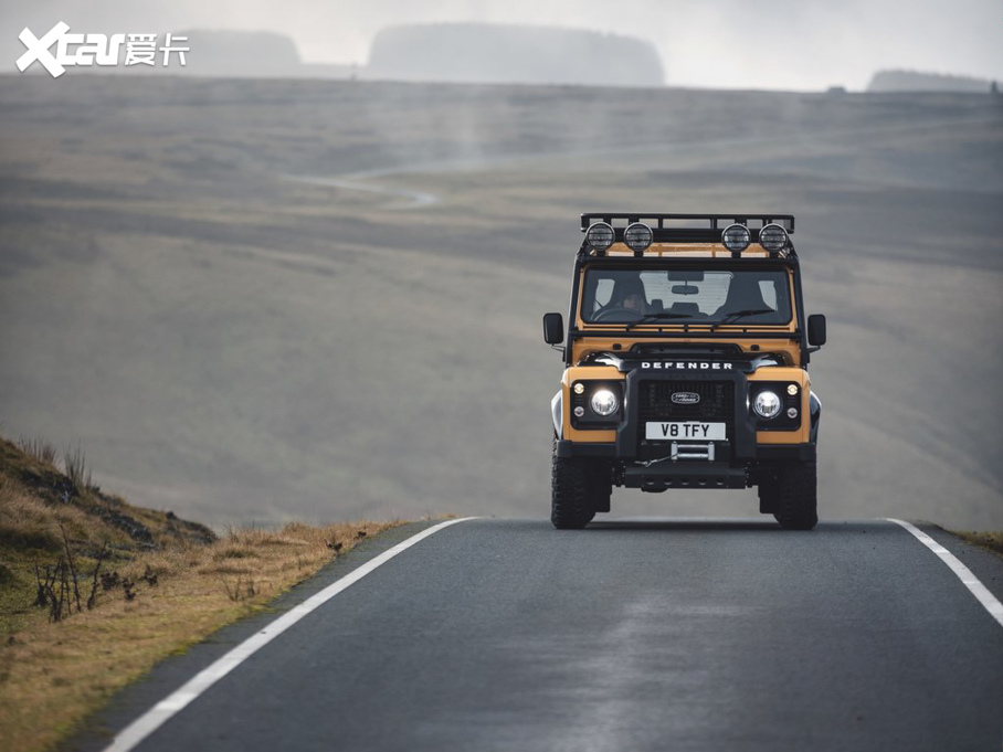 2021l(wi)ʿ Defender Works V8 Trophy