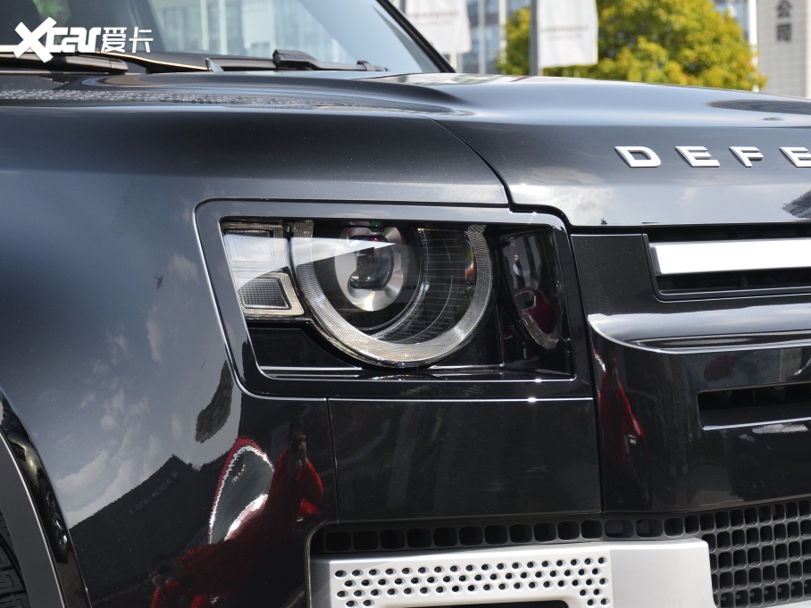 2021l(wi)ʿ 110 P400 SE