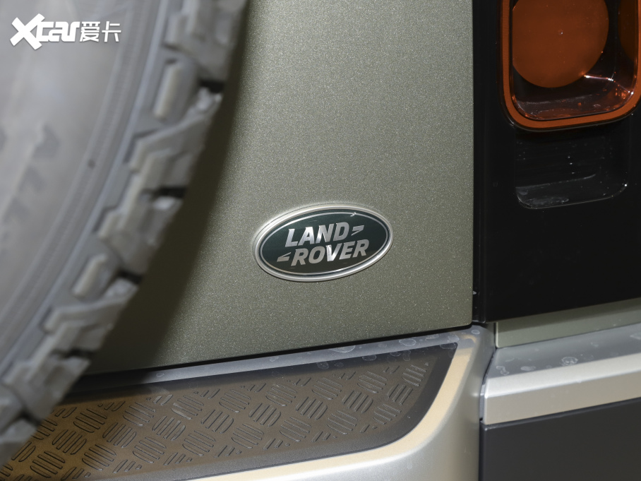 2021lʿ 110 P400 ؄e