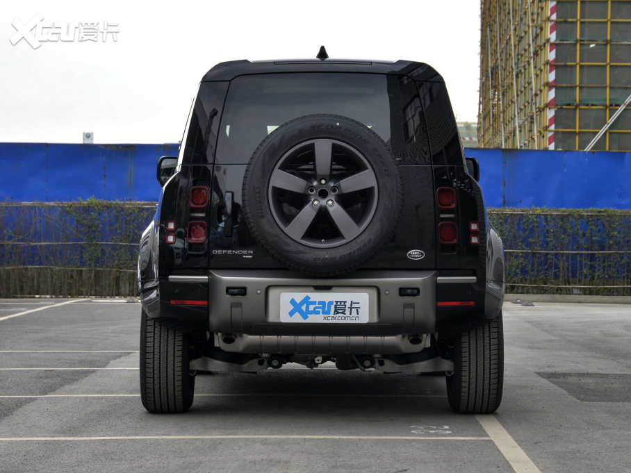 2021lʿ 110 P400 X-DYNAMIC HSE