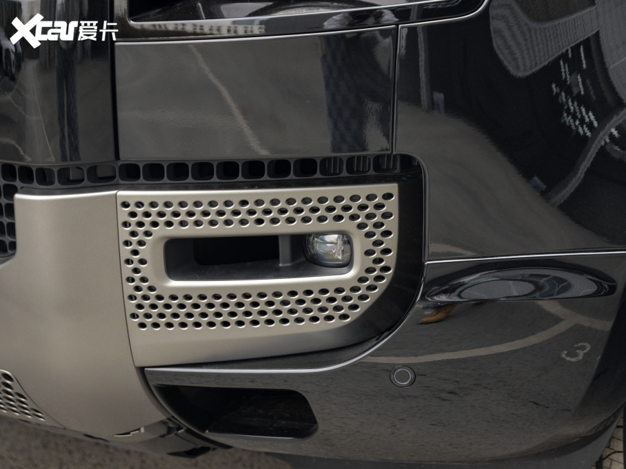 2021lʿ 110 P400 X-DYNAMIC HSE