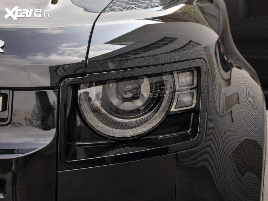 2021lʿ 110 P400 X-DYNAMIC HSE