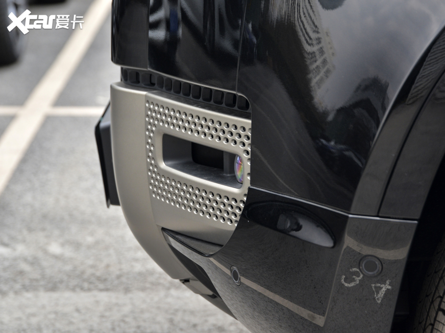 2021lʿ 110 P400 X-DYNAMIC HSE