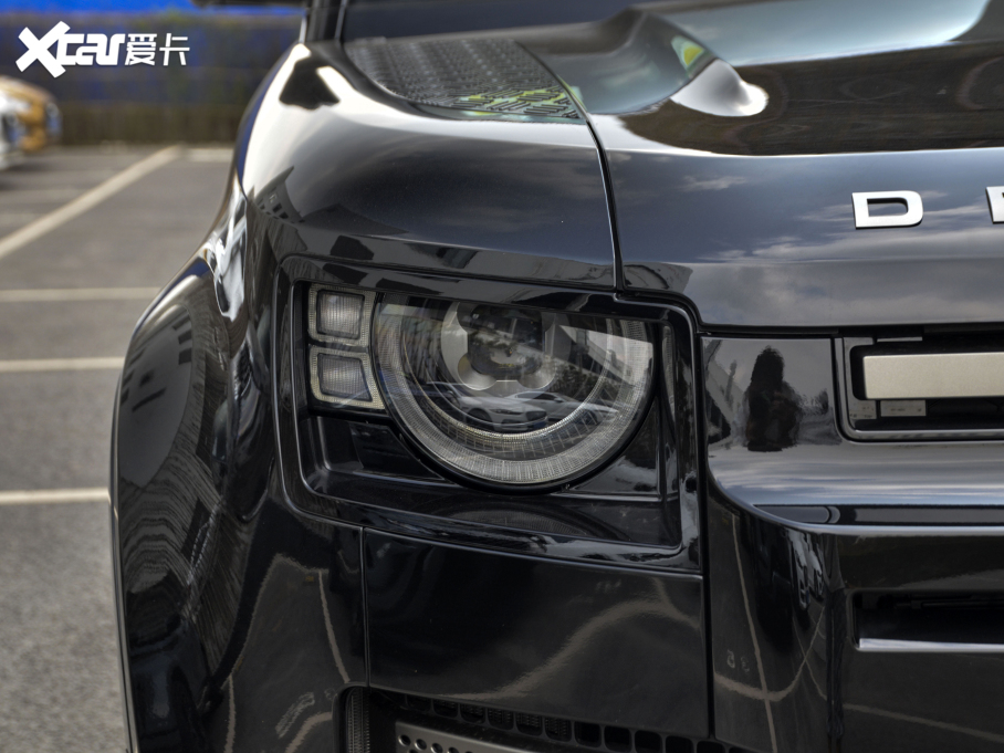 2021lʿ 110 P400 X-DYNAMIC HSE