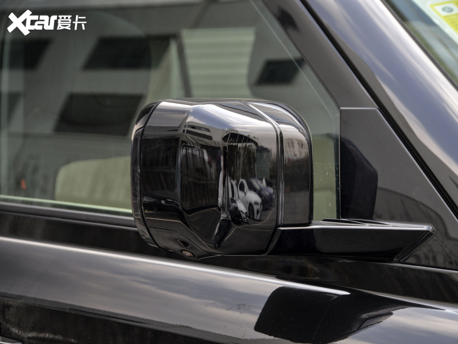 2021lʿ 110 P400 X-DYNAMIC HSE