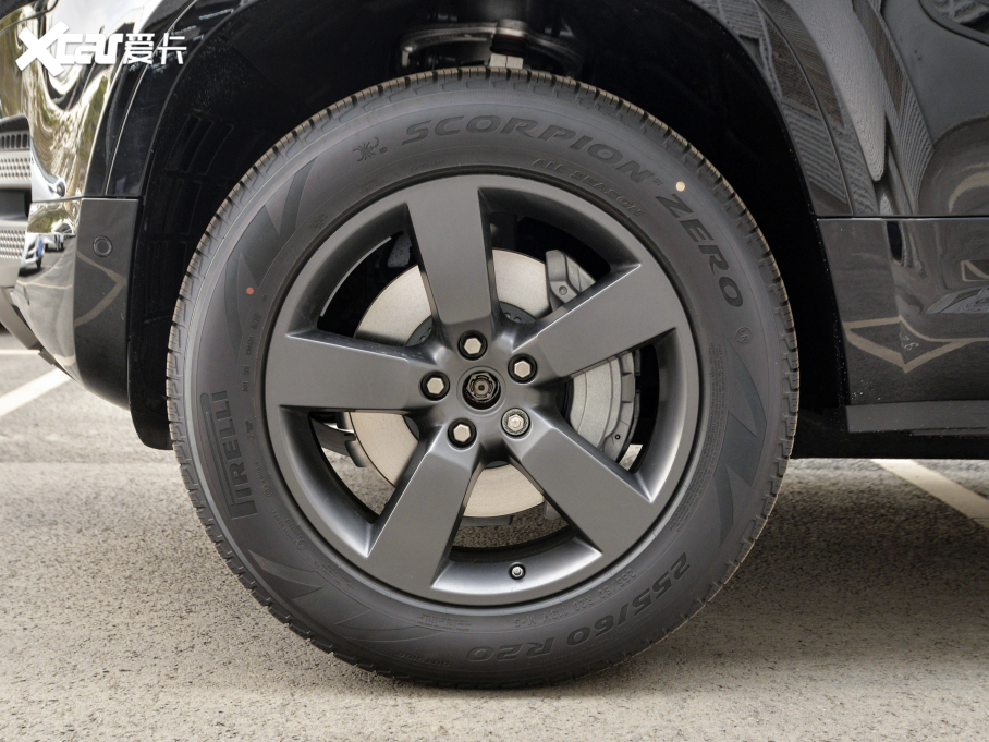 2021lʿ 110 P400 X-DYNAMIC HSE