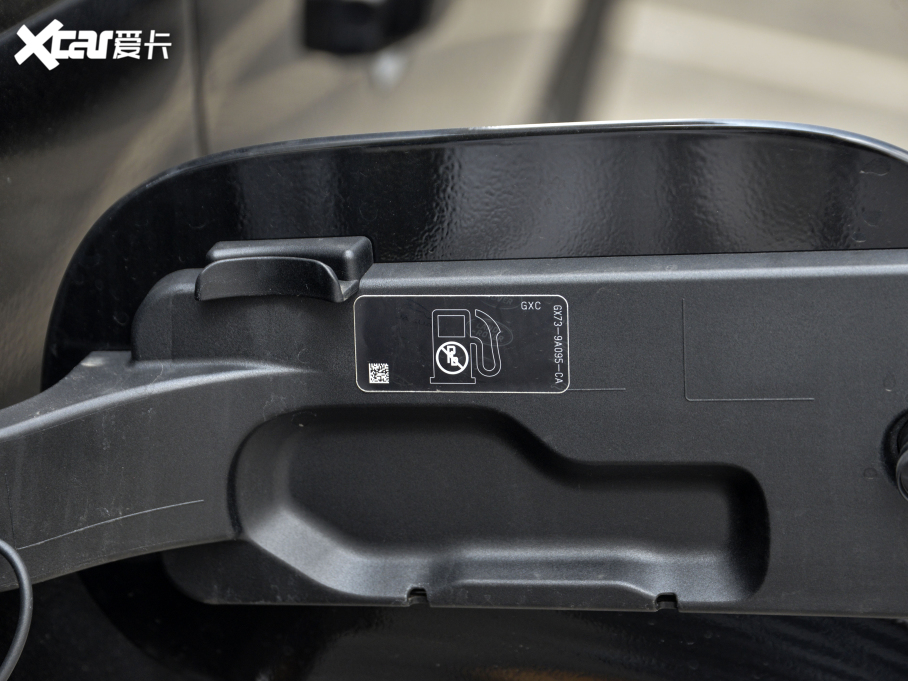 2021l(wi)ʿ 110 P400 X-DYNAMIC HSE