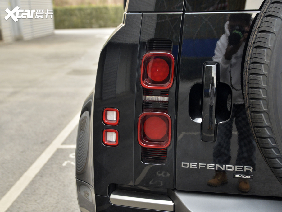 2021lʿ 110 P400 X-DYNAMIC HSE